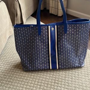 Tory Burch blue tote, in great condition!